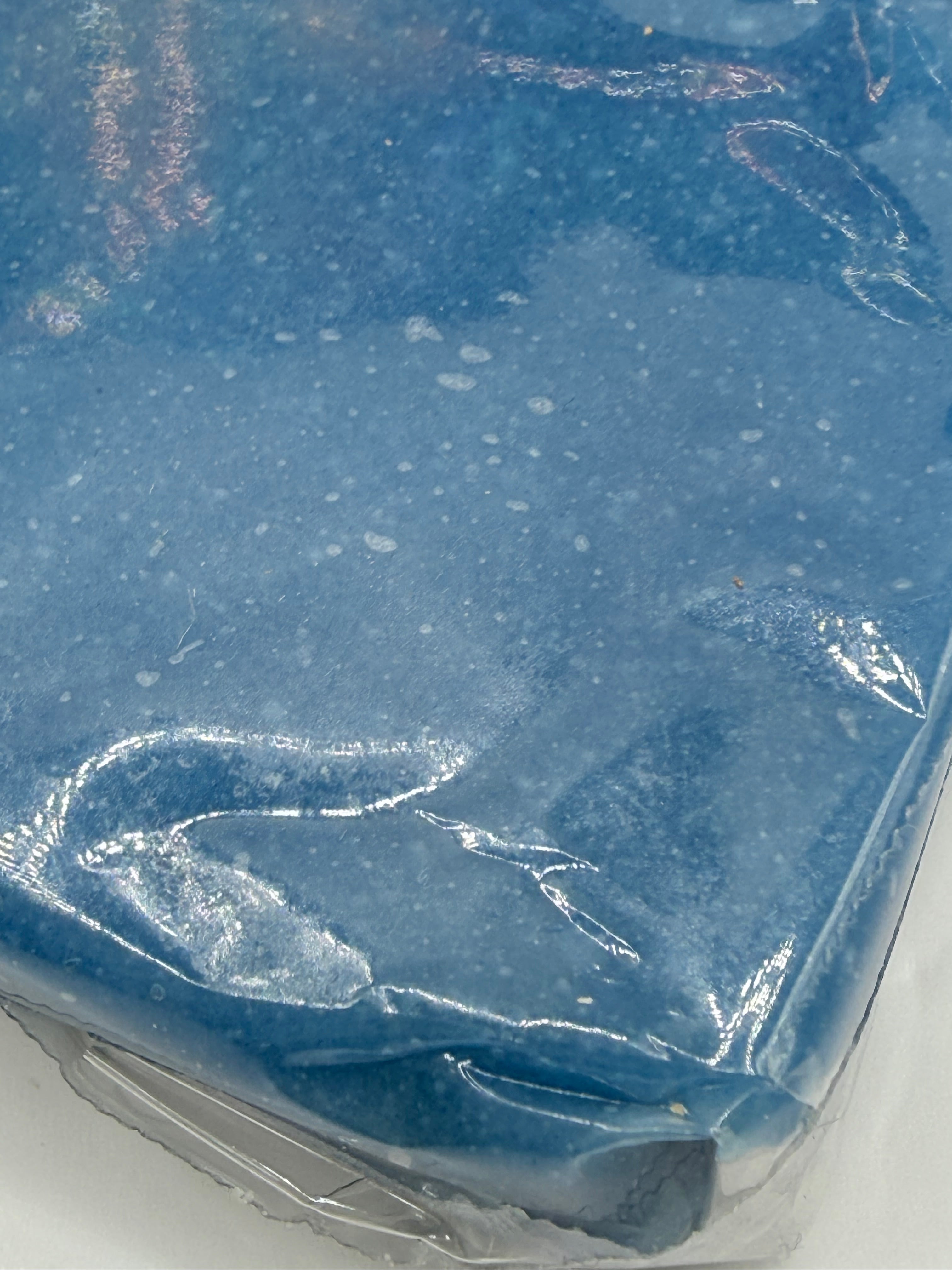FROZEN BLUE